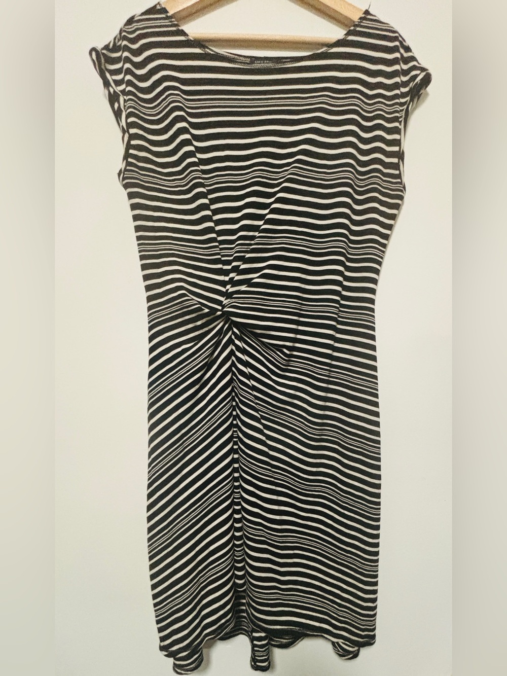 Max Studio Striped Sleeveless Asymmetrical Midi Dress With a Twist Size XL